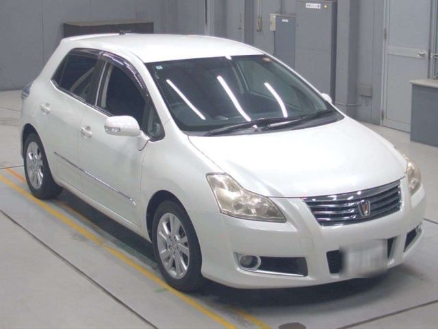 TOYOTA BLADE 2010