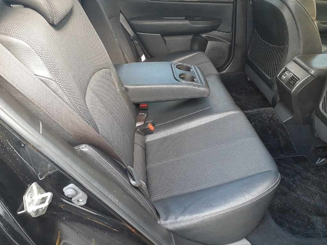 SUBARU LEGACY OUTBACK 2013