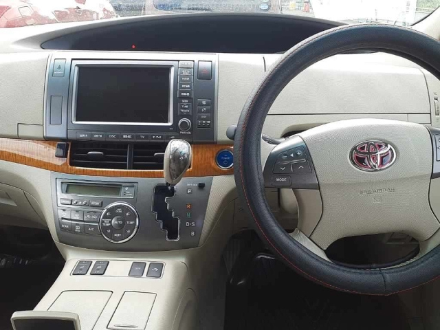 TOYOTA ESTIMA HYBRID 2010