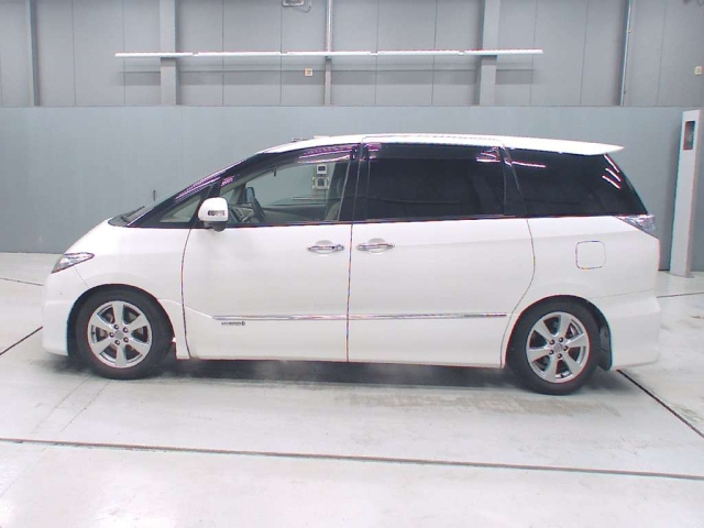 TOYOTA ESTIMA HYBRID 2010