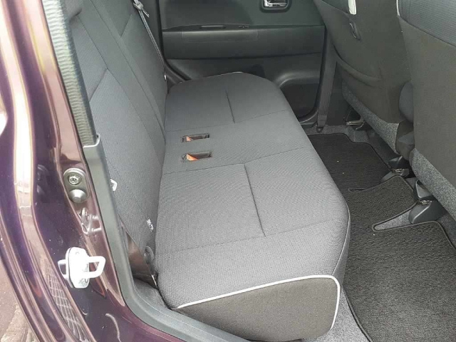 TOYOTA PIXIS SPACE 2012