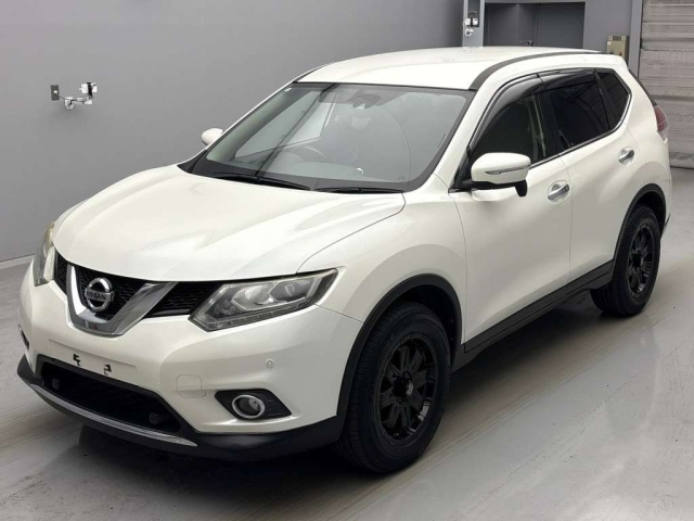 NISSAN X-TRAIL 2015
