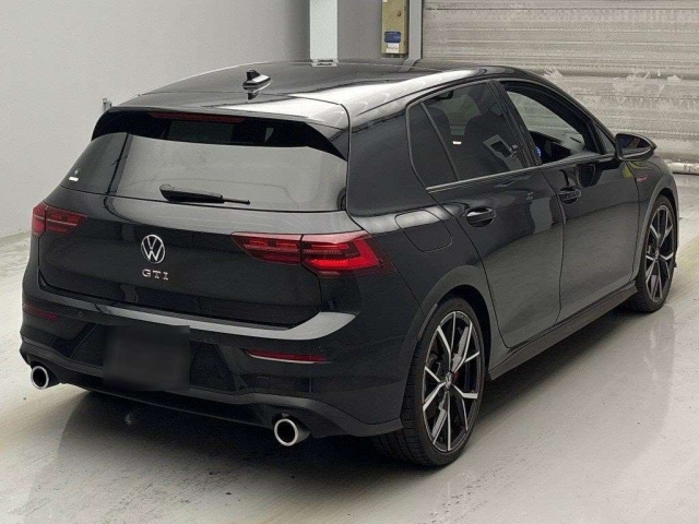 VOLKSWAGEN GOLF 2022