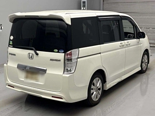 HONDA STEP WAGON 2010