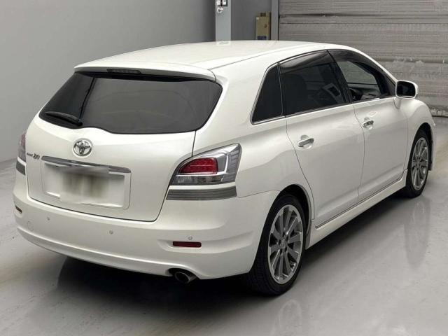 TOYOTA MARK X ZIO 2011