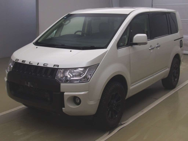 MITSUBISHI DELICA D5 2017