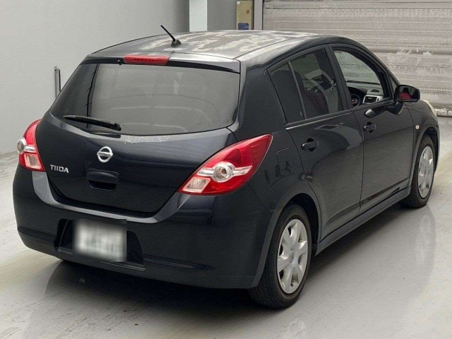 NISSAN TIIDA 2008