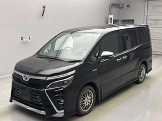 TOYOTA VOXY 2019