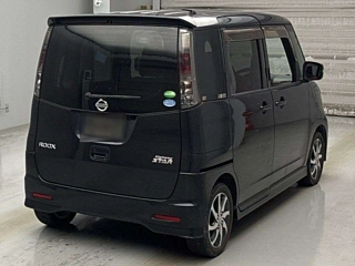 NISSAN ROOX 2012
