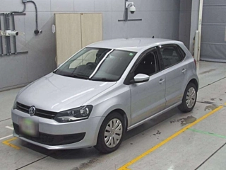 VOLKSWAGEN POLO 2011