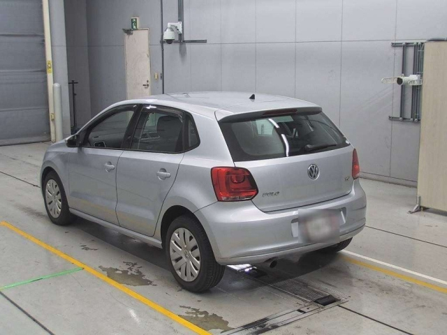 VOLKSWAGEN POLO 2011
