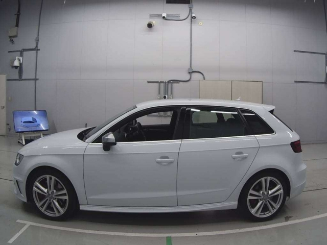 AUDI S3 2015