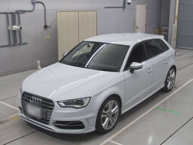 AUDI S3 2015