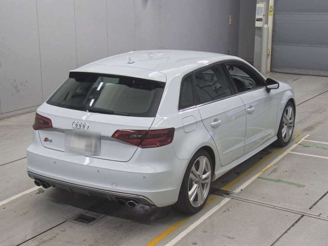 AUDI S3 2015