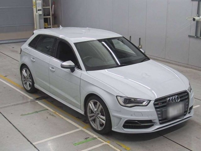AUDI S3 2015