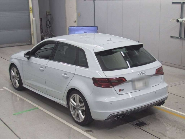 AUDI S3 2015
