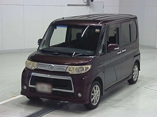 DAIHATSU TANTO 2011