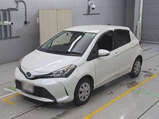 TOYOTA VITZ 2016
