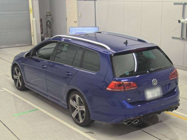 VOLKSWAGEN GOLF VARIANT 2016