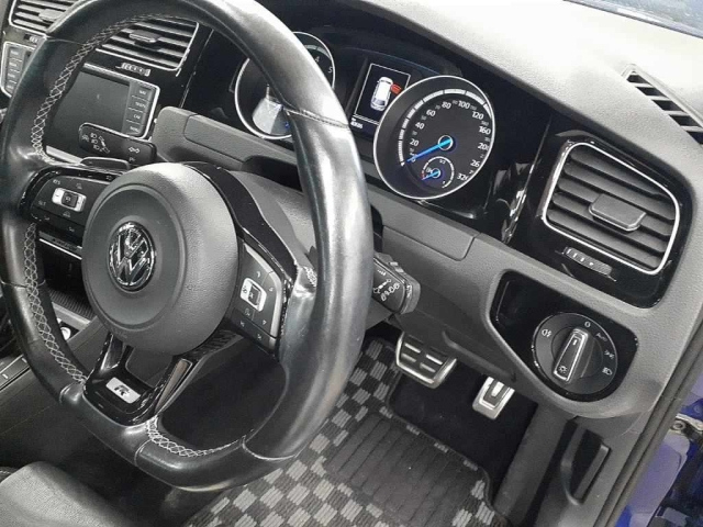 VOLKSWAGEN GOLF VARIANT 2016