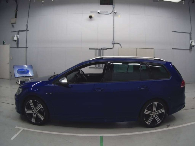 VOLKSWAGEN GOLF VARIANT 2016