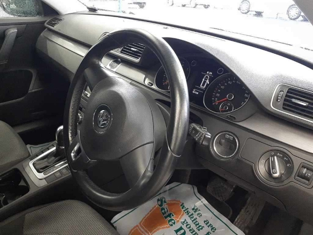 VOLKSWAGEN PASSAT VARIANT 2013