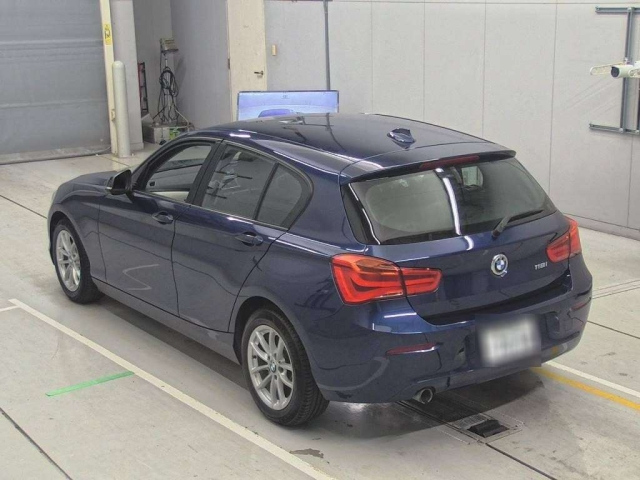 BMW 1 SERIES 2016