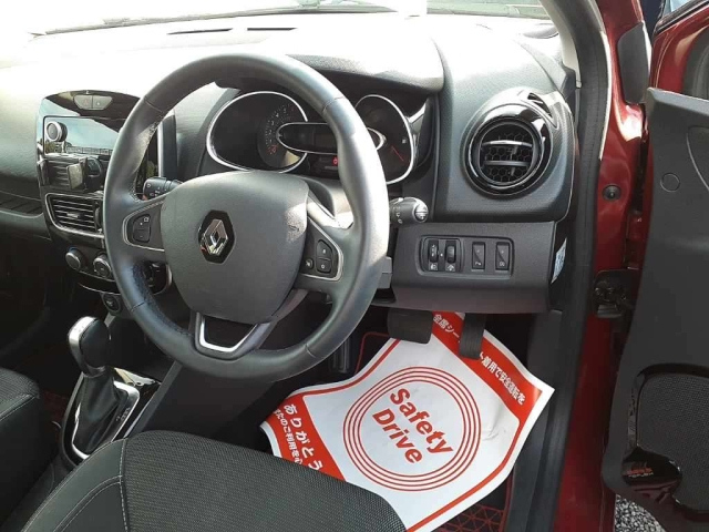 RENAULT LUTECIA 2019