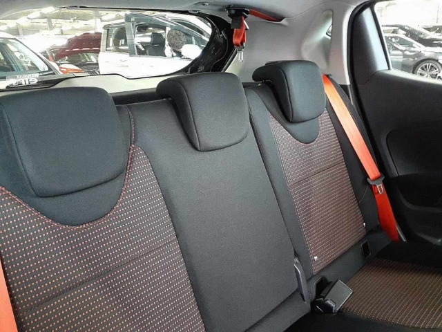 RENAULT LUTECIA 2016