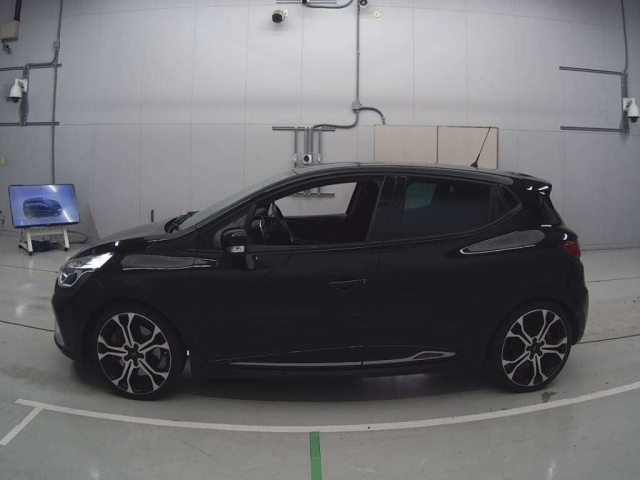 RENAULT LUTECIA 2016