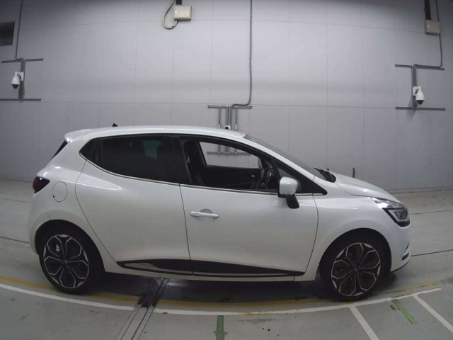 RENAULT LUTECIA 2019