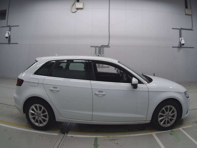 AUDI A3 2015