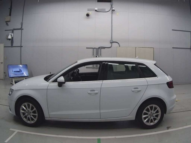 AUDI A3 2015