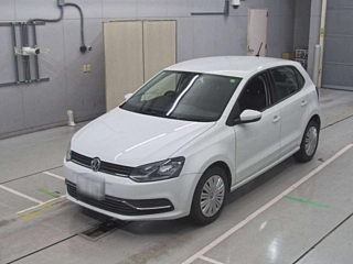 VOLKSWAGEN POLO 2015