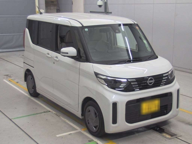 NISSAN ROOX 2024
