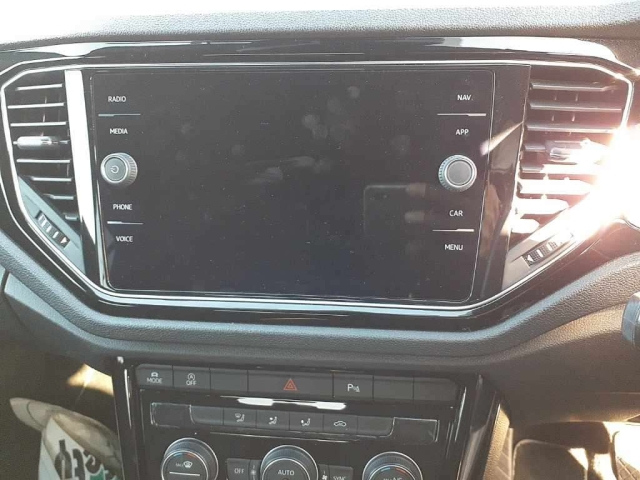 VOLKSWAGEN T-ROC 2022