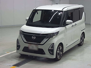 NISSAN ROOX 2020
