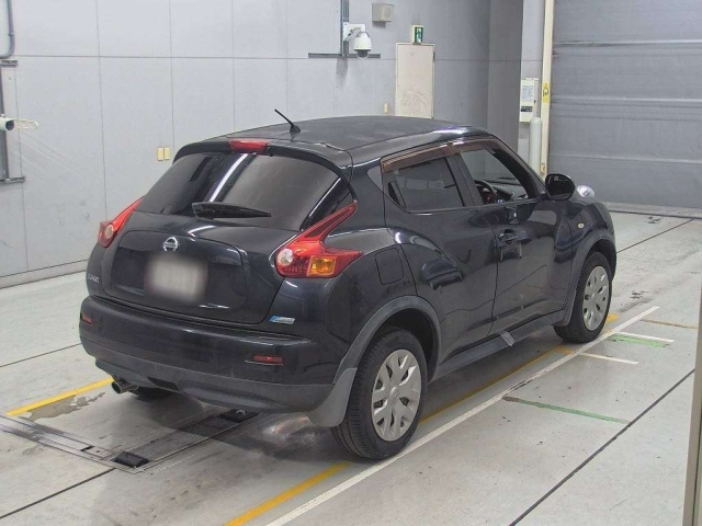 NISSAN JUKE 2010