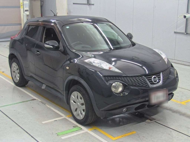 NISSAN JUKE 2010