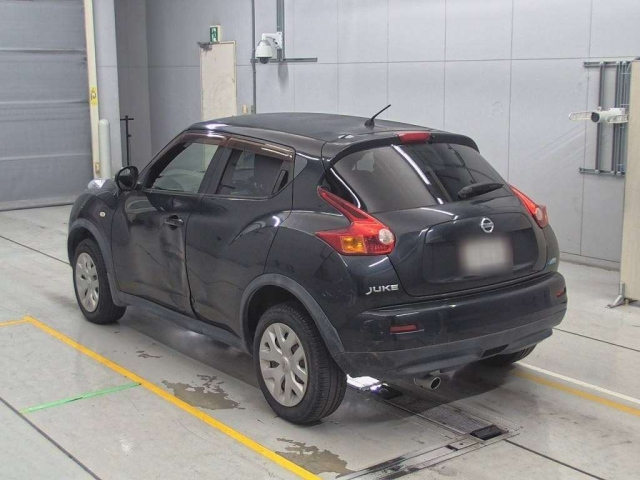 NISSAN JUKE 2010