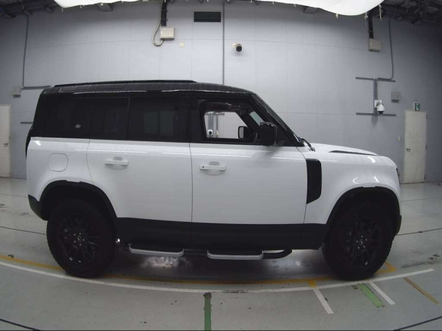 ROVER DEFENDER 2024