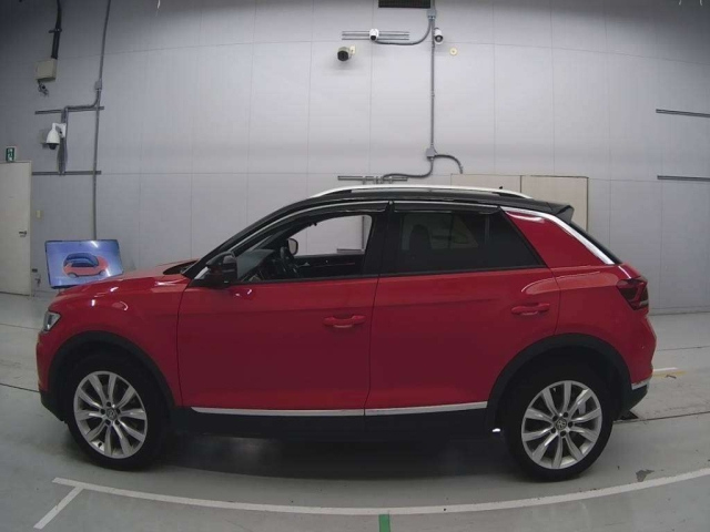 VOLKSWAGEN T-ROC 2021