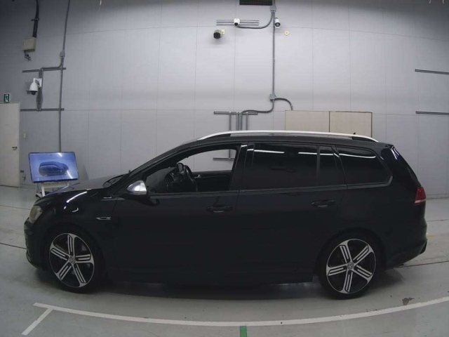 VOLKSWAGEN GOLF VARIANT 2015