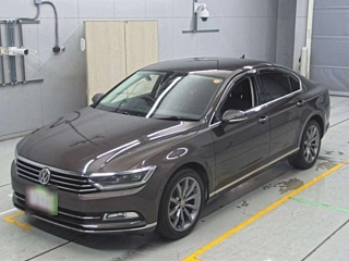 VOLKSWAGEN PASSAT 2017