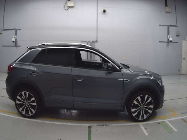 VOLKSWAGEN T-ROC 2020