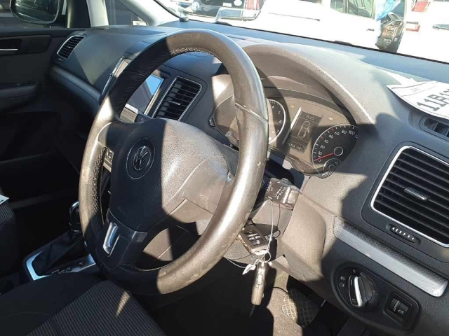 VOLKSWAGEN SHARAN 2013