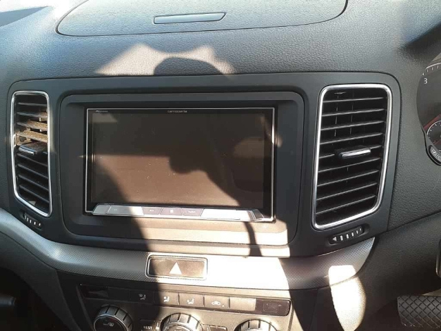 VOLKSWAGEN SHARAN 2013