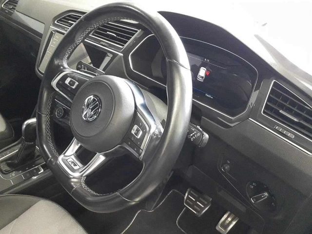 VOLKSWAGEN TIGUAN 2018