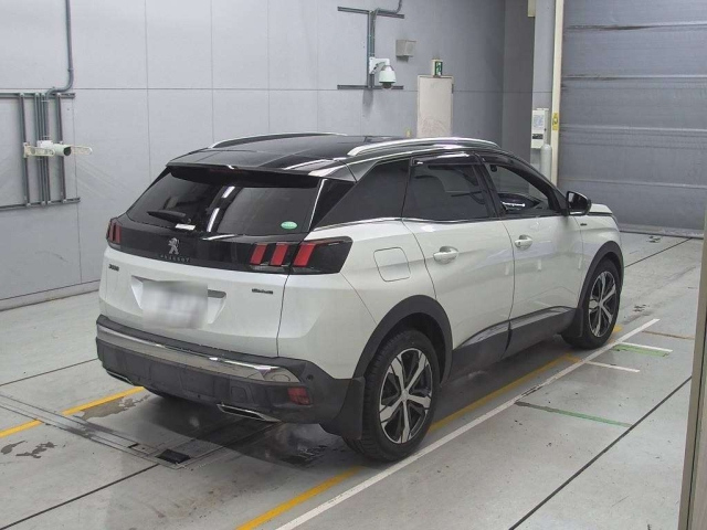 PEUGEOT 3008 2018