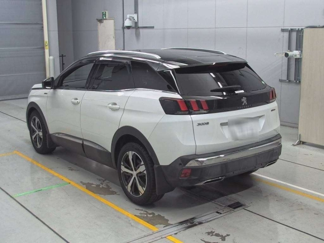PEUGEOT 3008 2018
